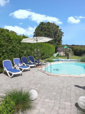 Charming House in Hamois with Shared Pool